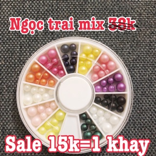 Khay phụ kiện