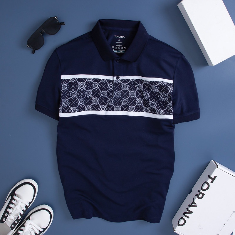 Áo polo nam TORANO ngắn tay, thoáng khí, họa tiết Pattern ngang ngực DSTP621