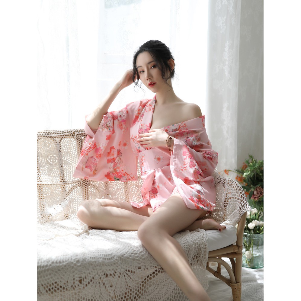 Áo ngủ kiểu kimono nữ cao cấp có thể làm quà cưới 2347 | BigBuy360 - bigbuy360.vn