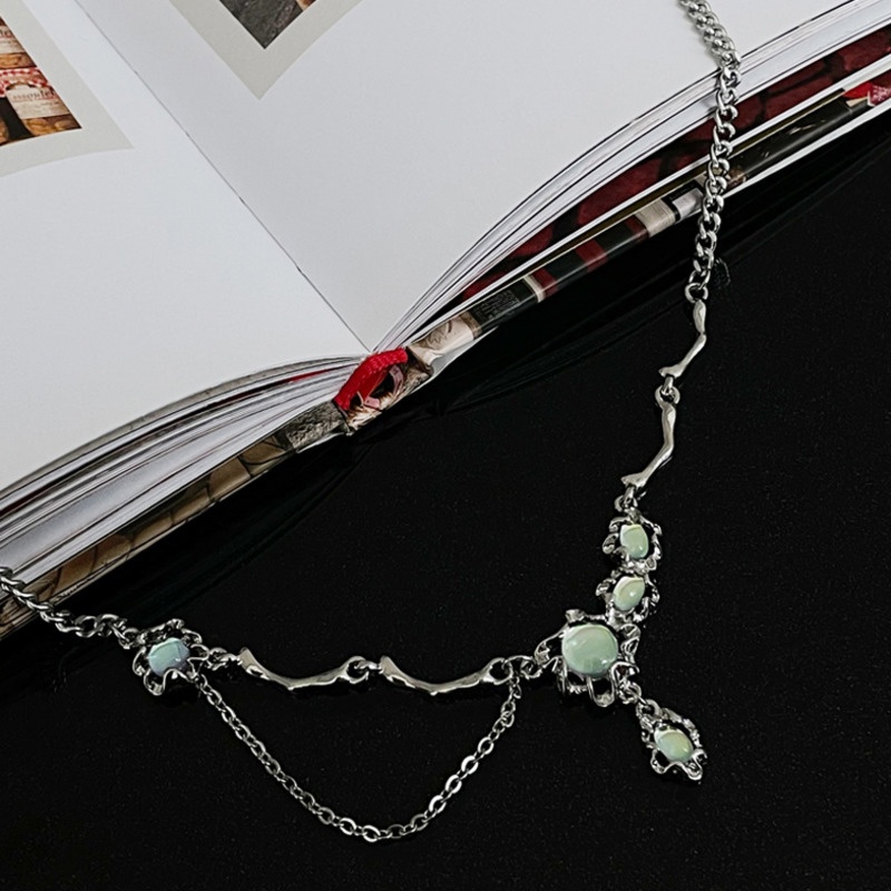 Vòng cổ Mặt Đá Mặt Trăng Hình Giọt Nước Phong Cách Harajuku Hiphop