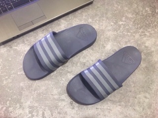 Dép Đúc 3 Sọc Adidas Xịn