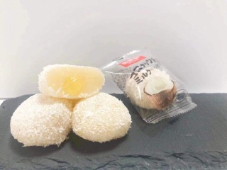 Mochi tròn xoài và dừa