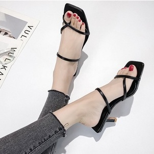 Guốc xỏ ngón dây quai mảnh dáng Hàn 4 VÀ 7cm TTG10