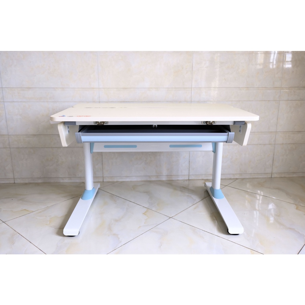 Bàn học trẻ em nâng hạ độ cao thiết kế công thái học ERGONOMIC SIHOO H10D