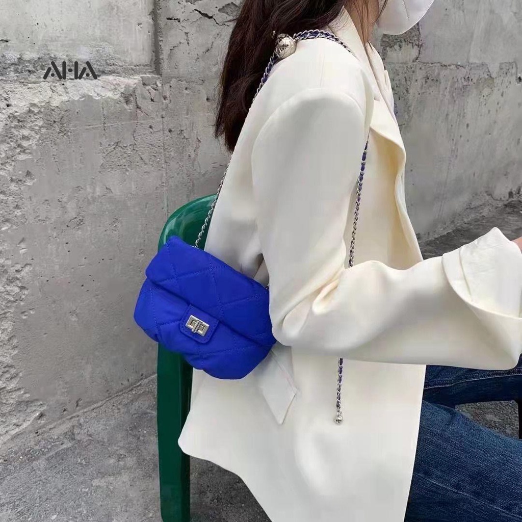 Túi Đeo Chéo Vai Bằng Nylon Đính Hạt Vàng Thời Trang Dành Cho Nữ