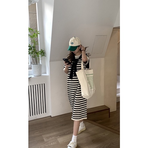 Đầm thuỷ thủ hoạ tiết Kẻ Ô Chất Len Dáng Suông Siêu Xinh