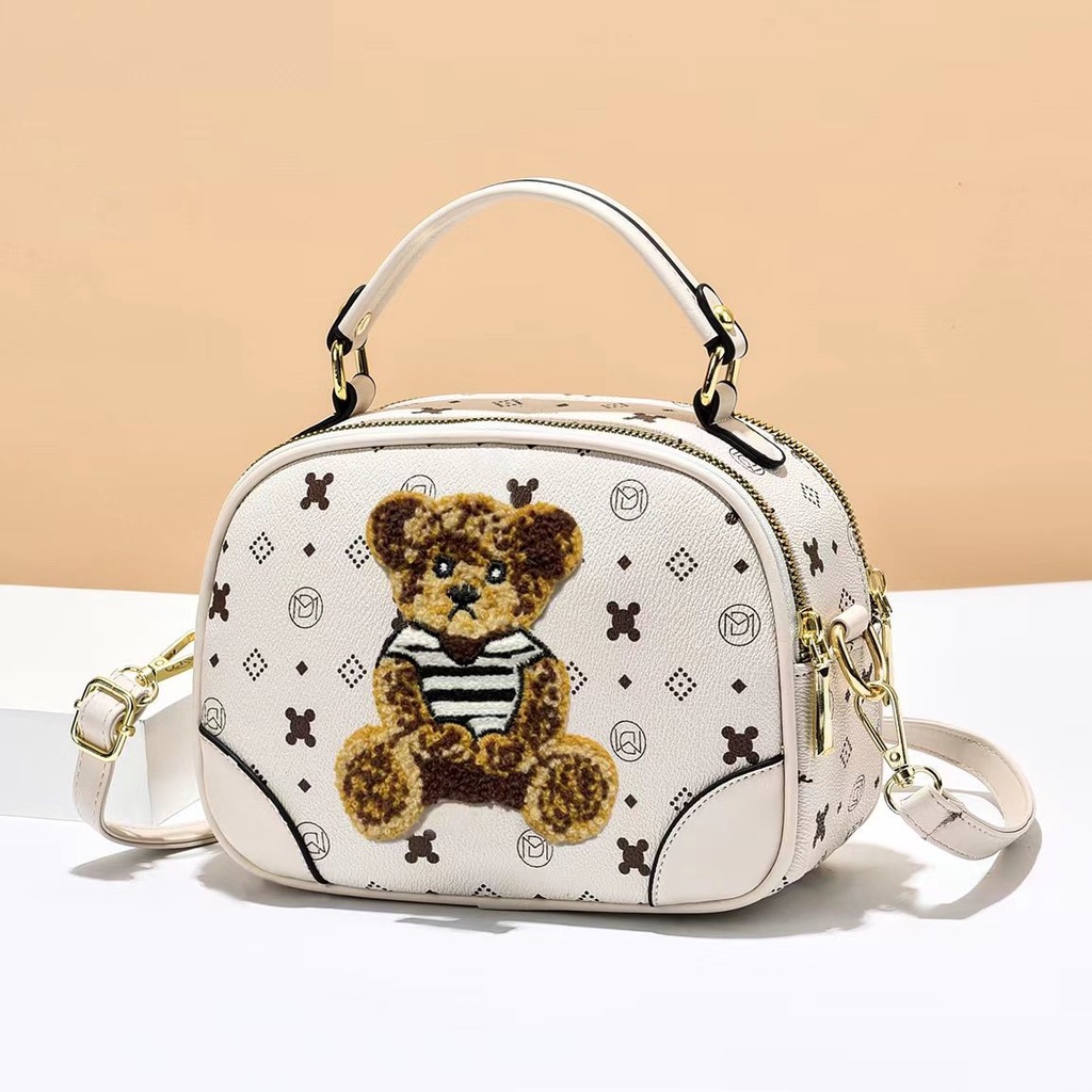 Túi Đeo Chéo Hình Vuông Nhỏ Họa Tiết Gấu Dễ Thương Thời Trang Cho Nữ