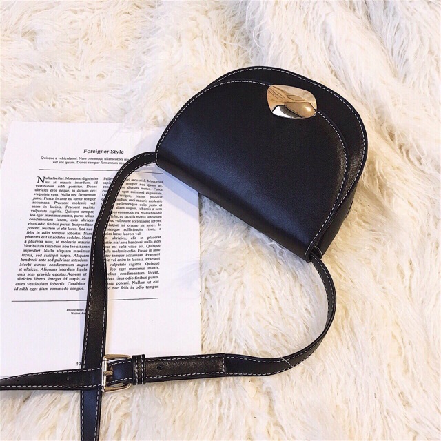 Túi đeo chéo size 20cm