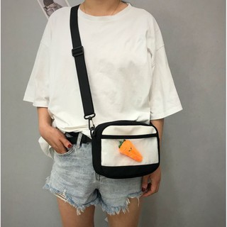 Túi đeo chéo canvas basic tặng thêm móc cà rốt