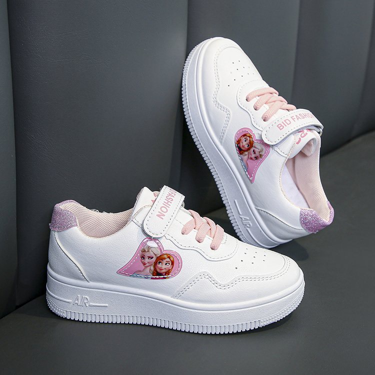 Thể thao trắng hình elsa