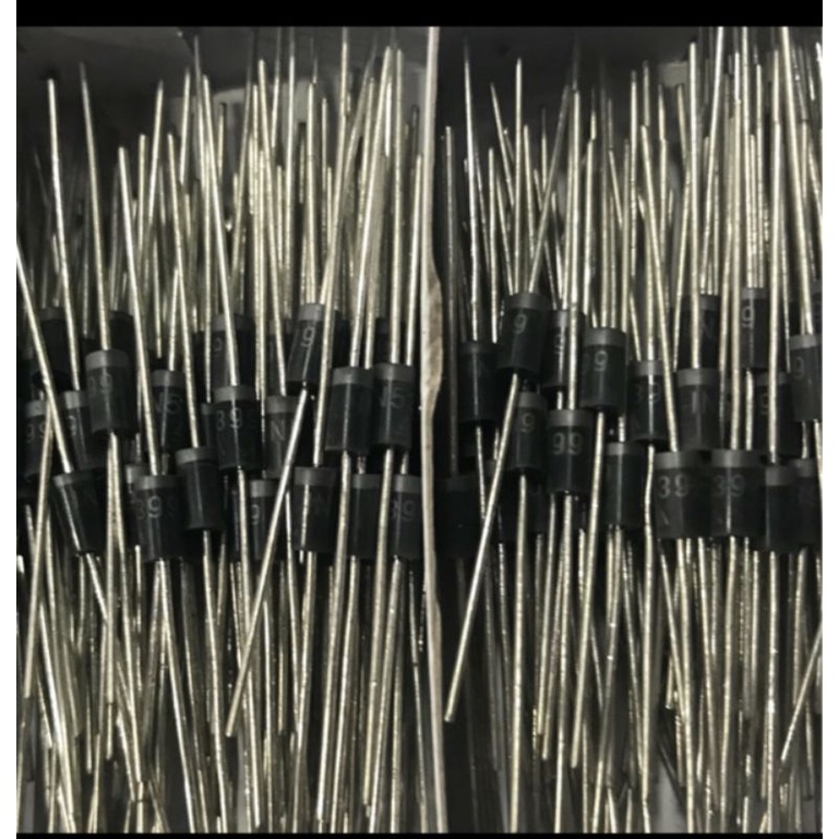 50 con đi ốt 1N5399