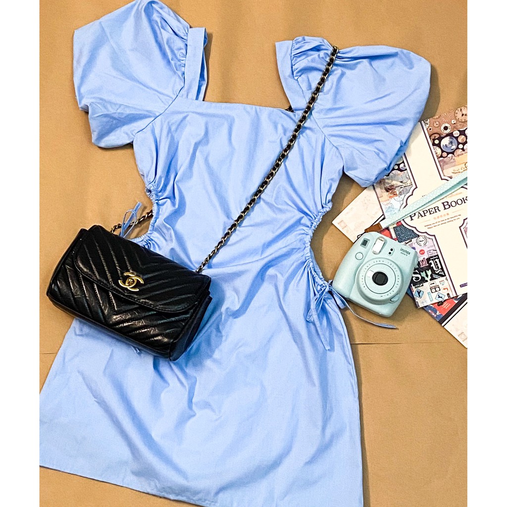 Đầm xanh khoét eo | BigBuy360 - bigbuy360.vn