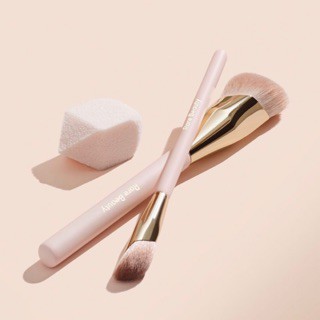 Rare Beauty - Cọ Tán Phấn Nền Rare Beauty Liquid Touch Foundation Brush