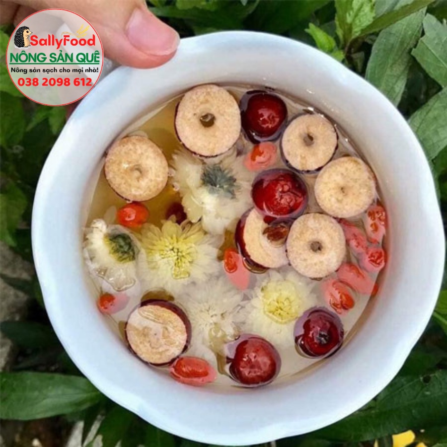 Táo Đỏ Không Hạt Hữu Cơ SallyFood 1kg Táo Tàu Đen Organic Táo Cắt Thái Lát Sấy Nhập Khẩu Tân Cương