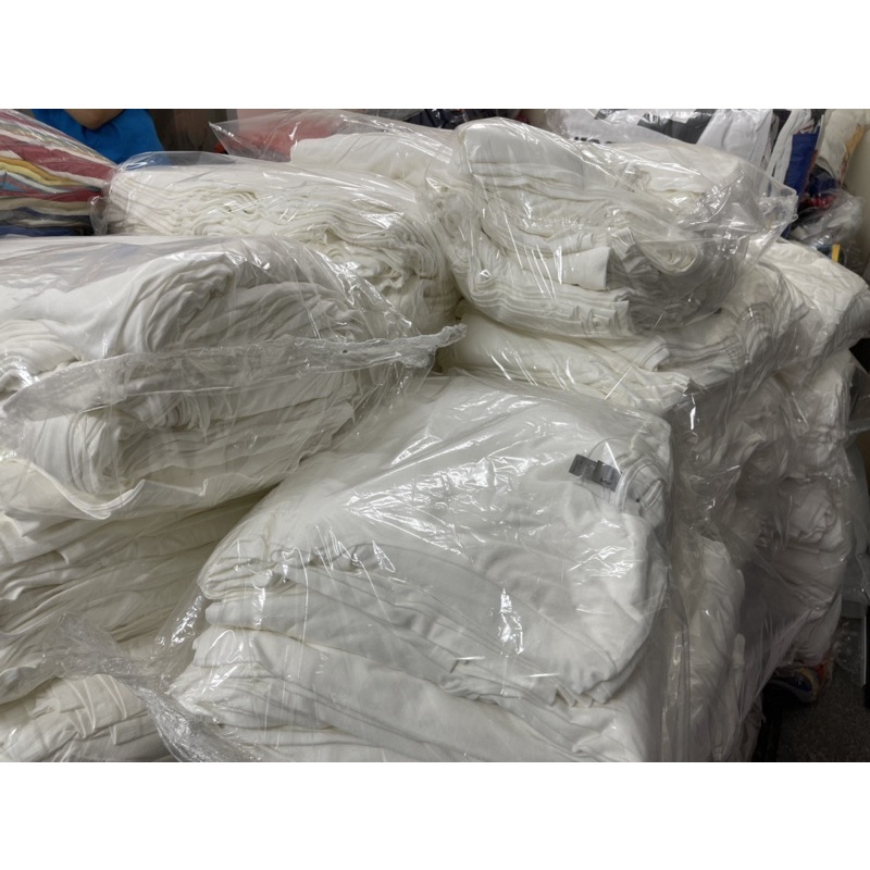Áo thun trơn GILDAN 100% cotton chuẩn USA
