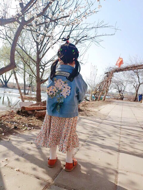 ÁO KHOÁC JEAN THÊU BÉ GÁI-Hàng quảng châu kèm ảnh thật