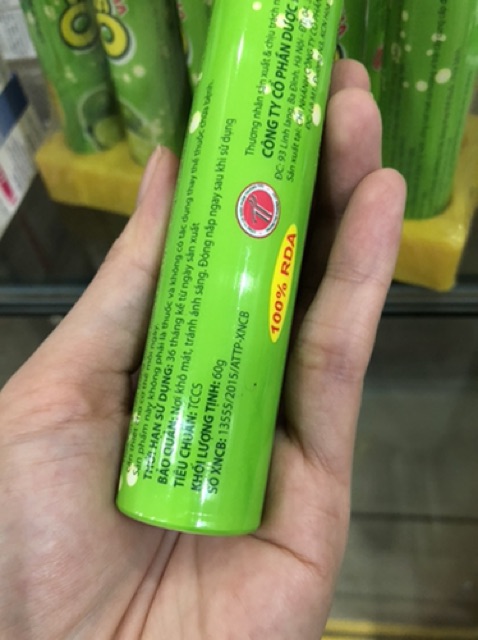 Tuýp 20 viên C sủi Ossizan C  sản phẩm này không phải là thuốc )