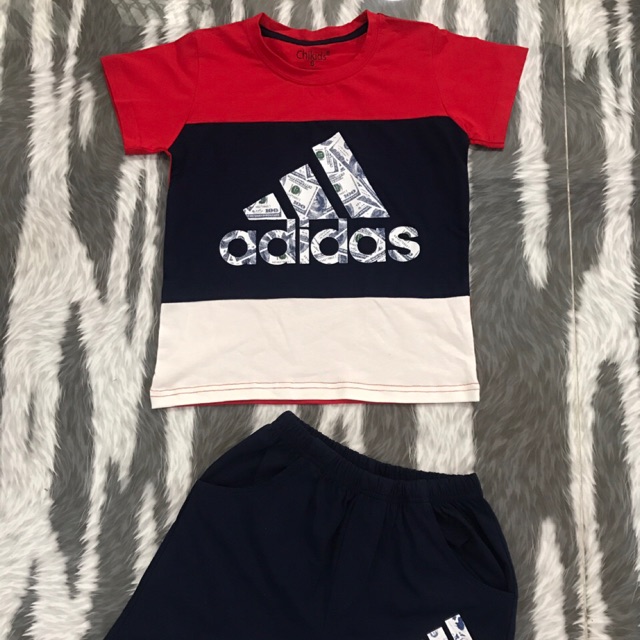 Bộ adidas đồng tiền
