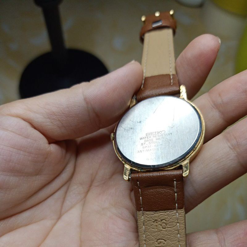Đồng hồ si Nhật nữ Seiko dây da