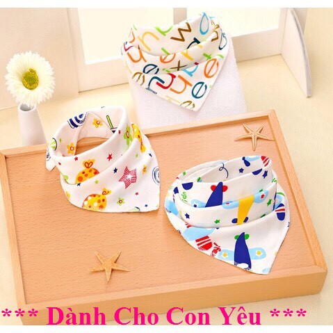 Combo 5 Khăn yếm tam giác cotton có cúc bấm