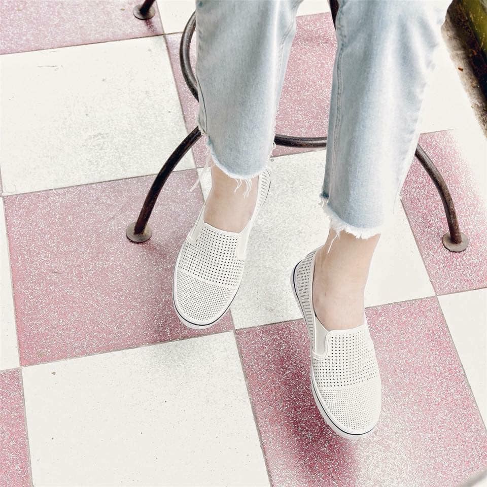 Giày Lười Nữ Slip-on bAimée & bAmor Đế Bằng Viền Kẻ Da mềm Dáng Loafer Culaze Thời Trang Công Sở Cao Cấp Hàn Quốc MS0975 | BigBuy360 - bigbuy360.vn