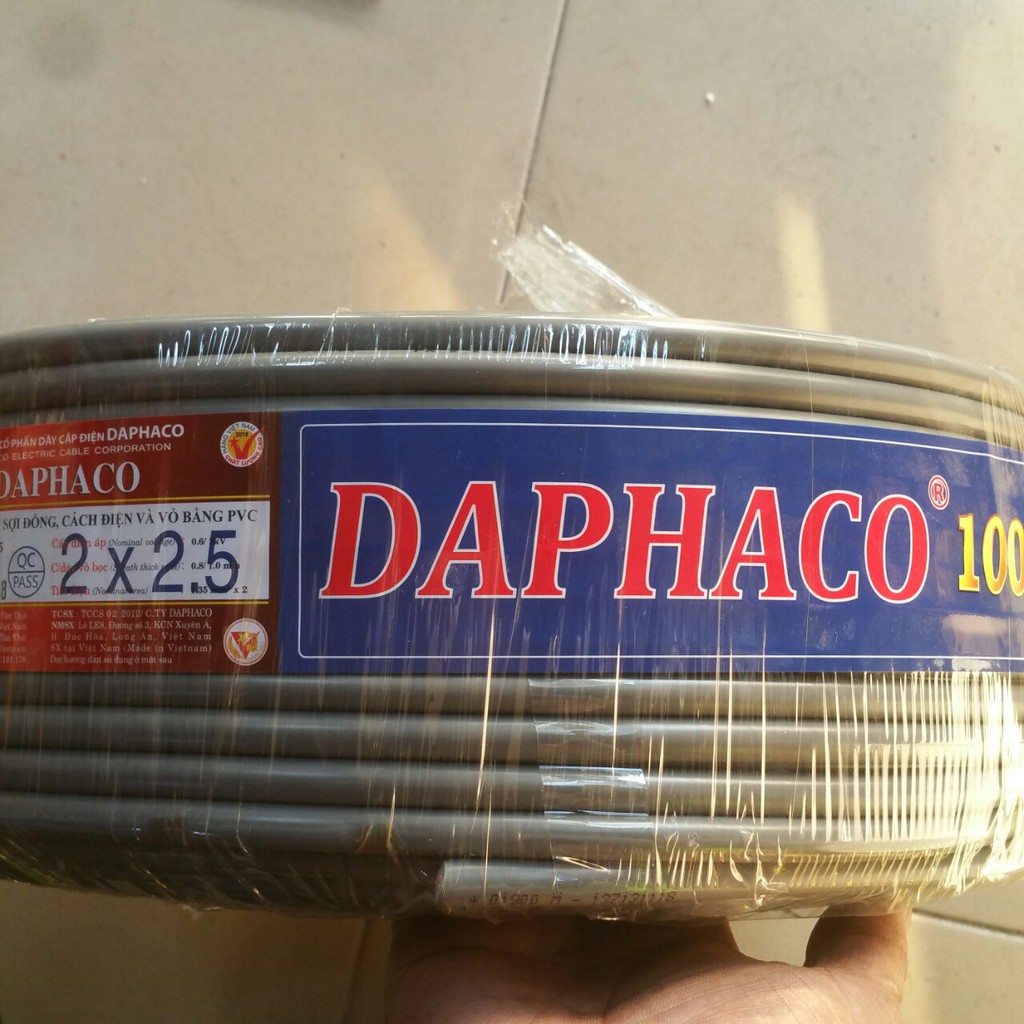 Ổ cắm 3 cửa siêu tải có dây dài 10M SOPOKA - Dây Daphaco FA 2x2.5