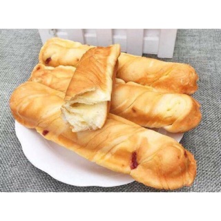 Bánh mì que nghìn lớp