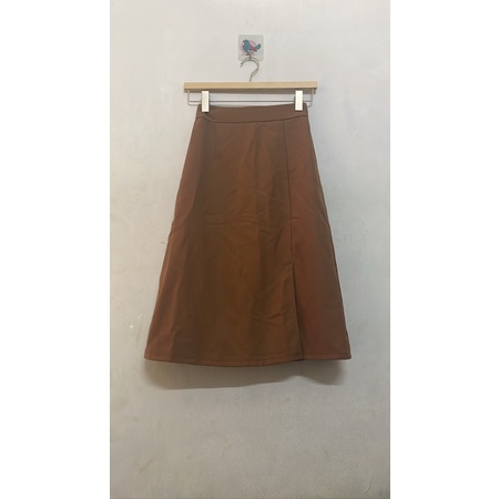 Thanh lý 1 đống chân váy ngắn/midi nhiều kiểu