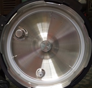 Nồi âp suất Sharp 6L đỏ