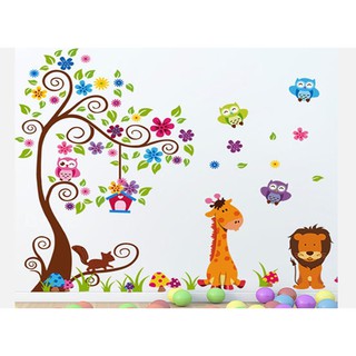 Decal dán tường cây và thú cho bé T107