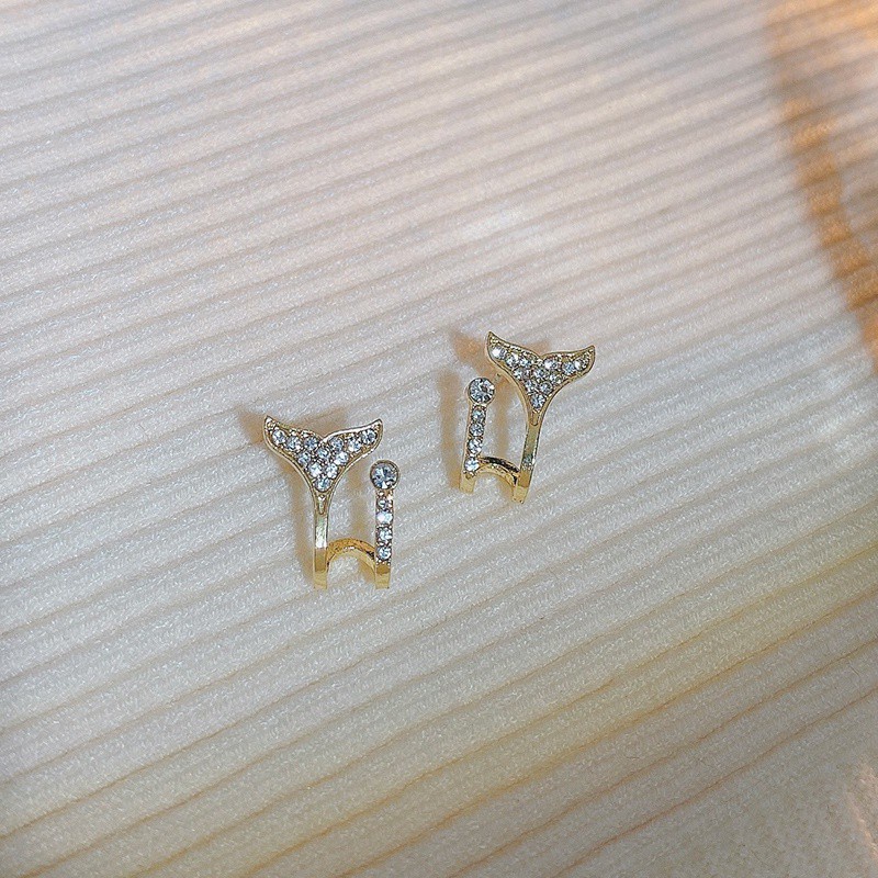 Bông Tai Đuôi Cá Đính Kim Cương Giả Phong Cách Hàn Quốc Cho Nữ