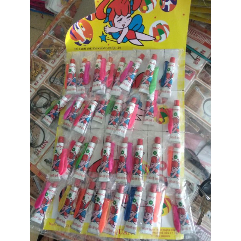 bảng keo thổi bóng tuổi thơ.kèm theo bóng.