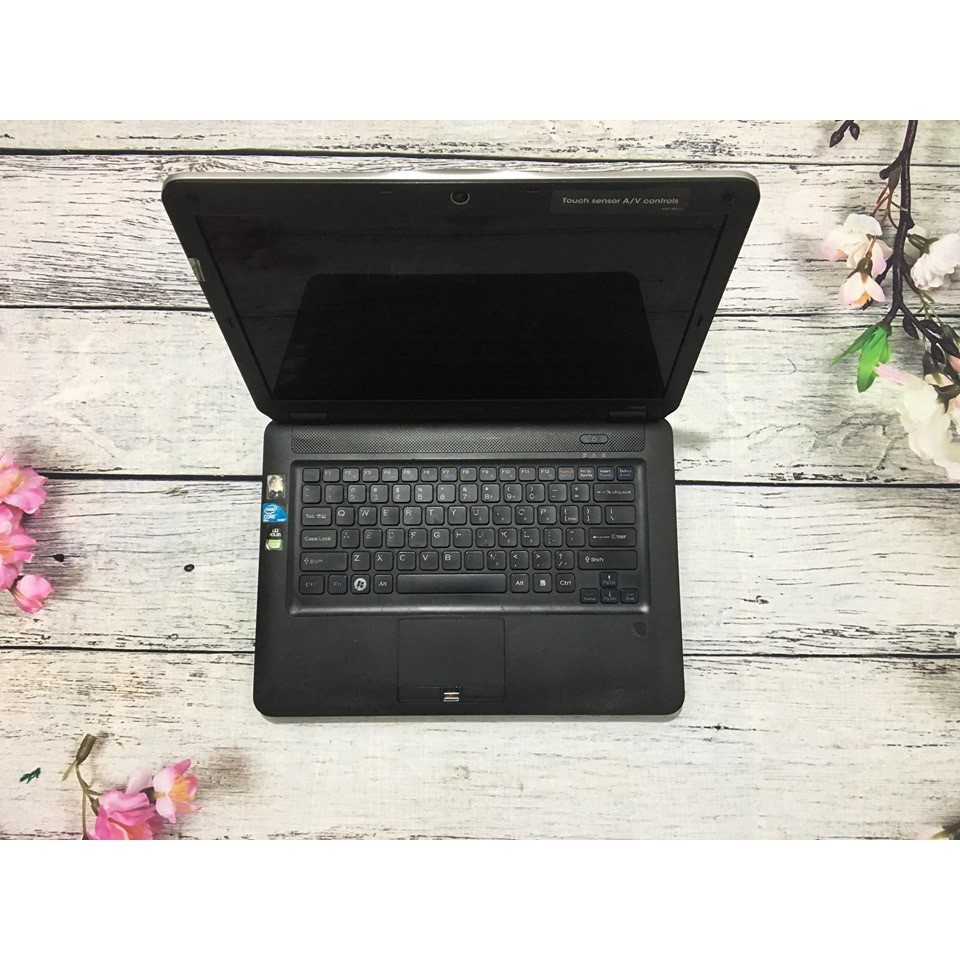 Laptop cũ sony vaio CS chíp co 2 duo, ram 2gb, ổ 160gb, nguyên bản, giá rẻ. | BigBuy360 - bigbuy360.vn