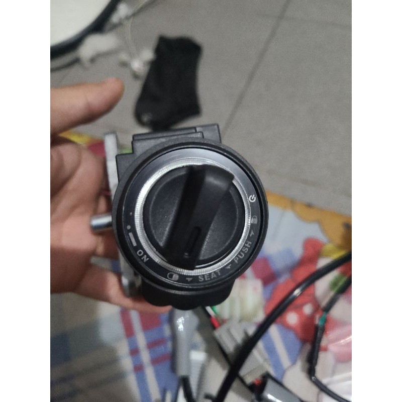 Smartkey chính hãng honda chế sẵn cho ex135 , ex150 , sh ý.