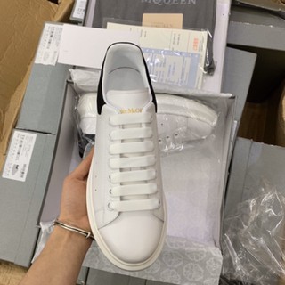 Giầy mcqueen trắng gót đen  ( full box + free ship )