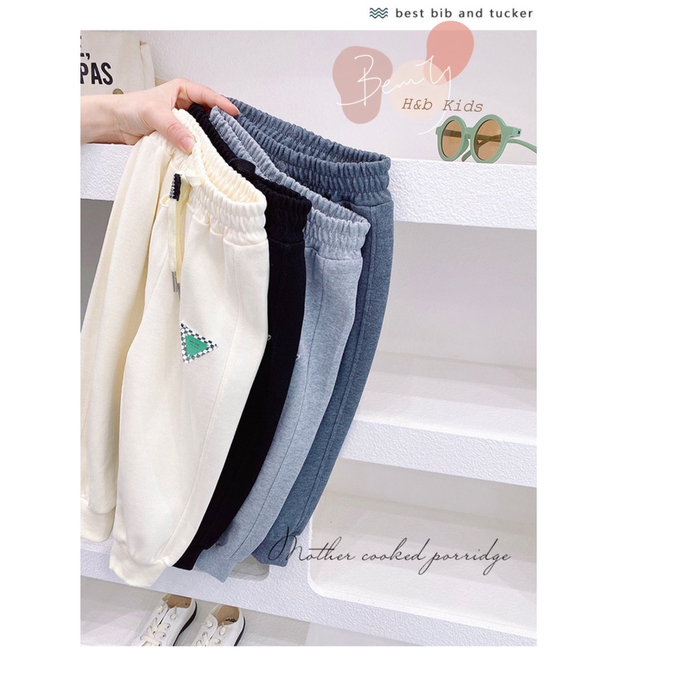 Quần nỉ bo chun tag tam giác cho bé