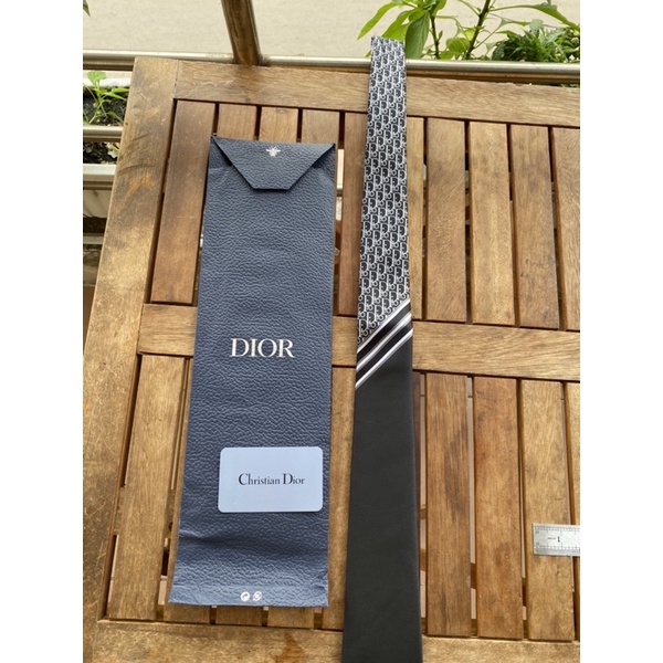 Cà vạt Dior