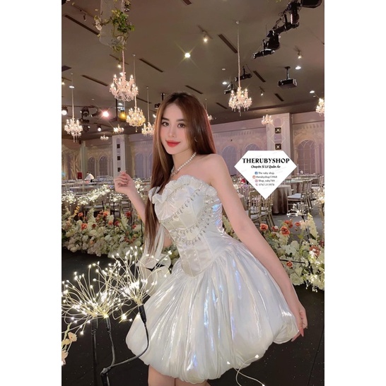 Đầm hiền hồ mặc