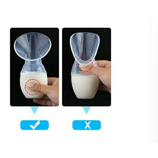 Phễu silicon hứng sữa có chân đế hộp đựng