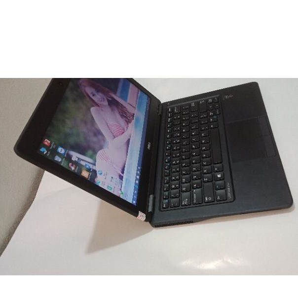 Laptop cũ dell latitude e7250 i5 5600u ram 4gb ssd 128gb màn hình 12.5 inch nhỏ gọn 1.3 kg