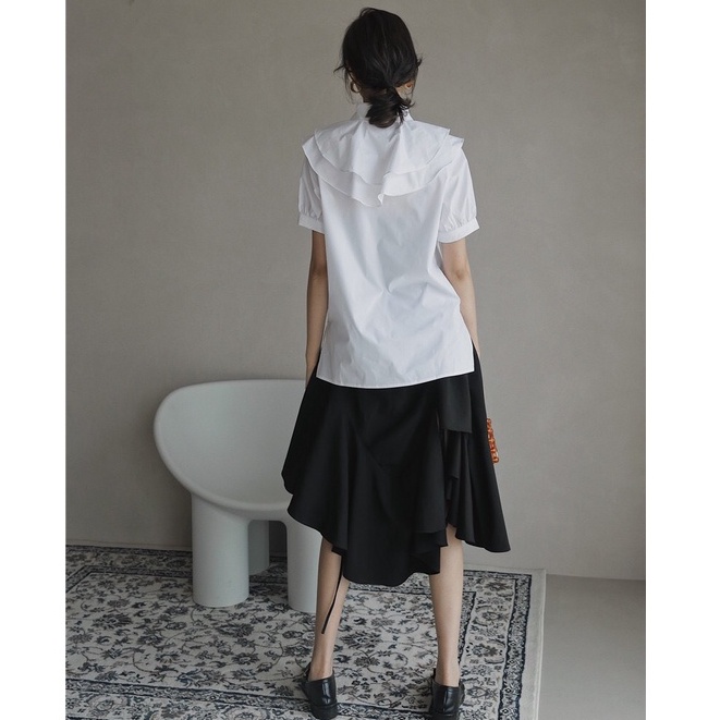 MUSHROOM LEE - Áo Sơ Mi Tay Ngắn Thêu Đôi Hoa Hồng Trắng