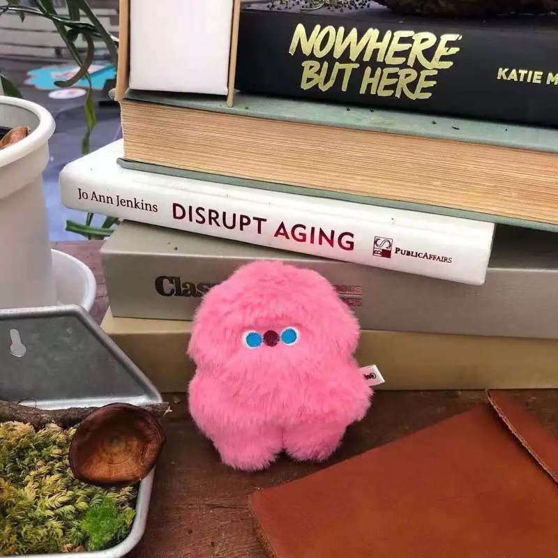 Móc khoá thú lông hồng plog