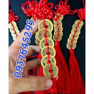 Xâu tiền xu lục đế