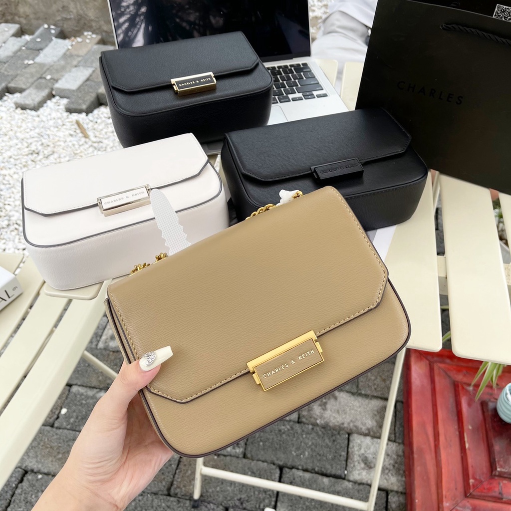 Túi Xách Nữ CK khoá vuông hàng quảng châu loại đẹp nút bấm siêu sang khắc chữ logo cực kì xinh hết nấc