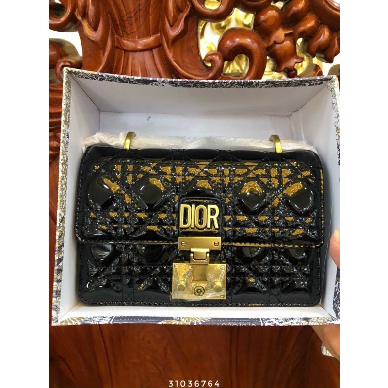 Dior size 20cm