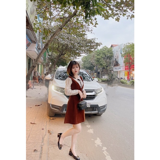 Váy nhung pha ren hoa nổi đính nơ tiểu thư