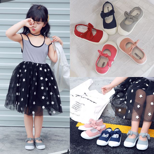 Giày vải bé gái