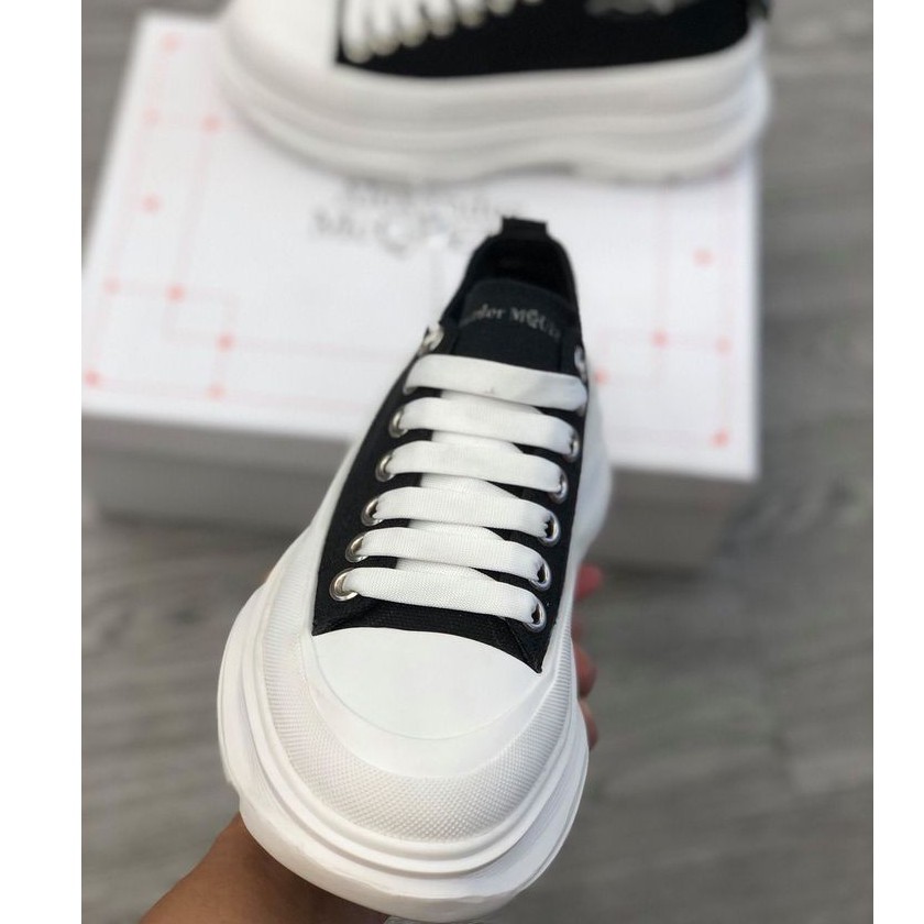 Giày McQueen Black Tread Slick Low mẫu mới 2020