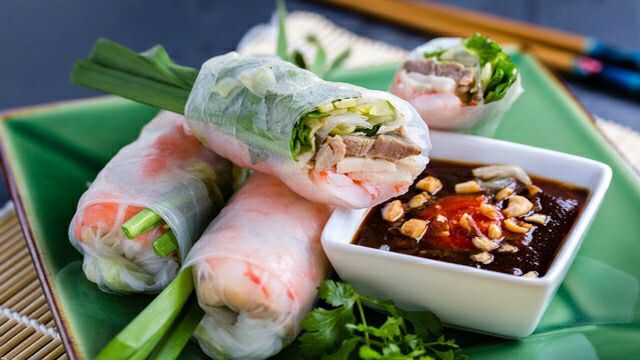 Bánh tráng gỏi cuốn Ba Cây Tre