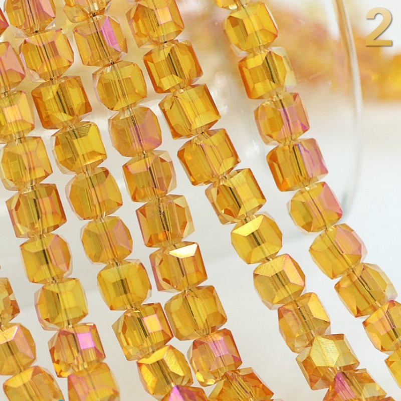 Gói 100 Hạt Thủy Tinh 4x4mm Dùng Làm Trang Sức Thủ Công